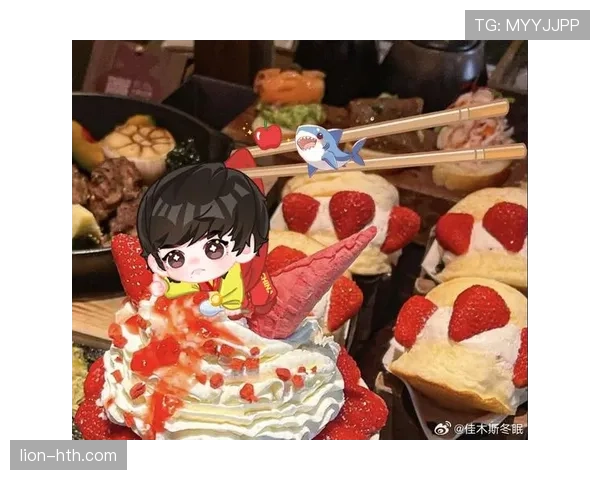 孙杨家的冰箱里塞满蛋白粉，邻居说他半夜三点还在泳池边啃鸡胸肉