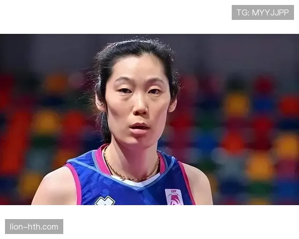 朱婷训练完啃馒头那会儿，谁还记得她年薪千万啊